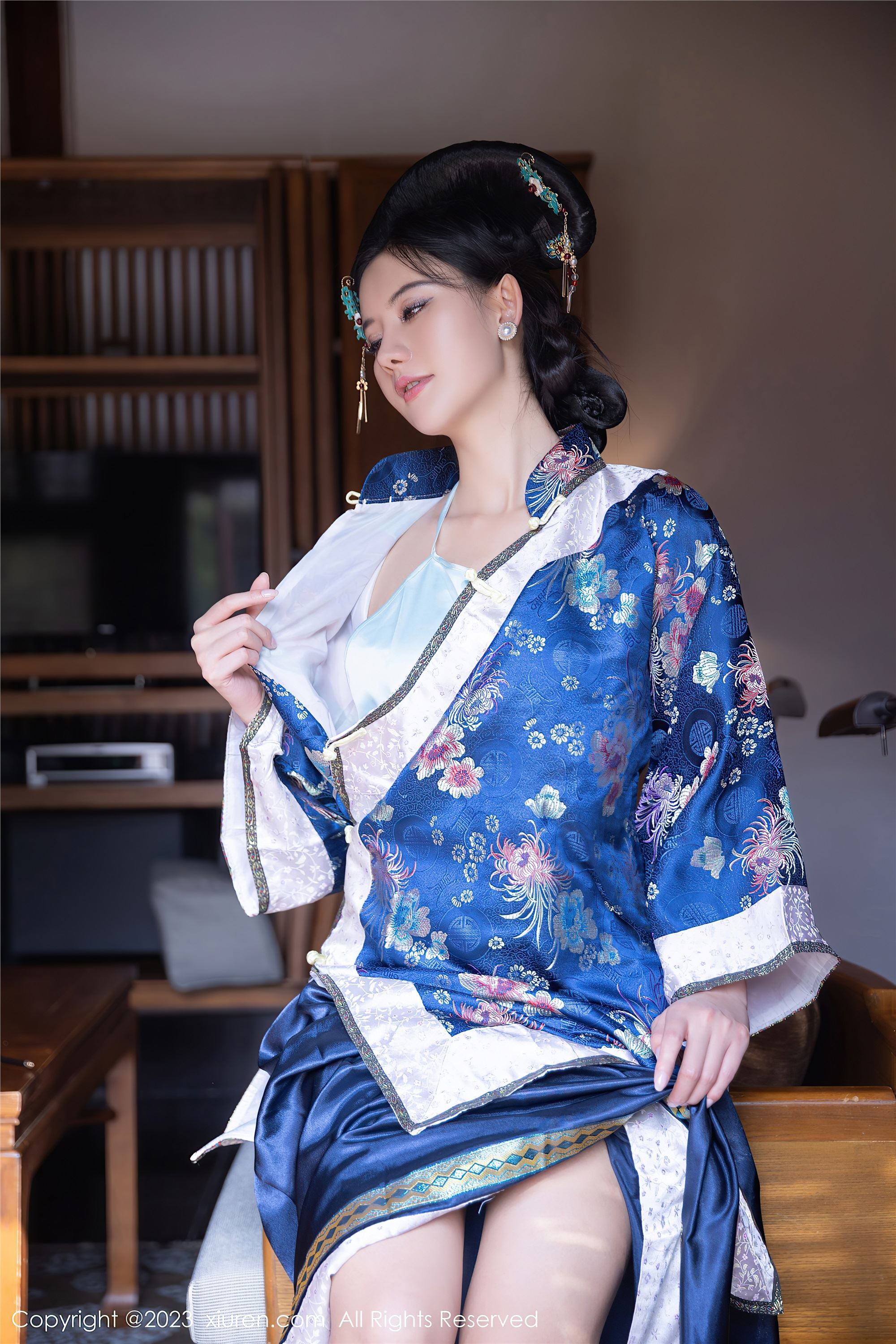 XiuRen秀人网  2023.03.10 NO.6398 就是阿朱啊